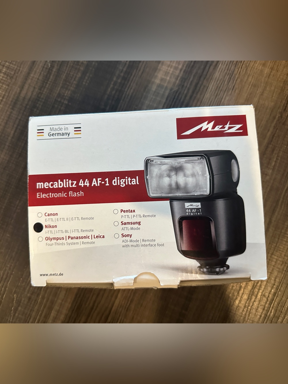 Metz Mecablitz 44 AF-1 Digital Flash for Nikon – Original Box & Manual